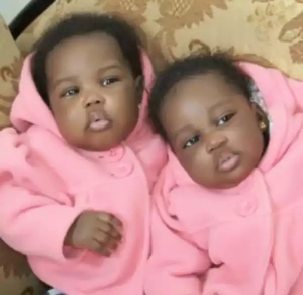 Remember These Cute Twins Whose Photo Went Viral In 2013? See Them Now!